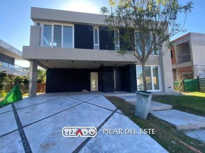 Casa 4 dormitorios en venta en Lagoon Pilar, Pilar