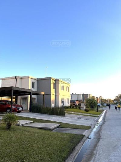 Casa 2 dormitorios en venta en Villanueva, Tigre