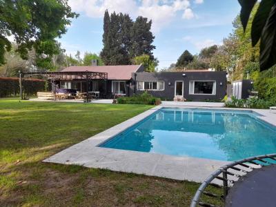 Casa 3 dormitorios en alquiler temporario en La Horqueta, San Isidro