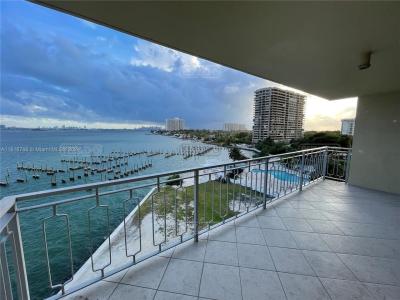 Departamento 2 dormitorios en venta en Miami