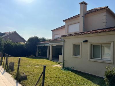 Casa 4 dormitorios en venta en Benavidez, Tigre