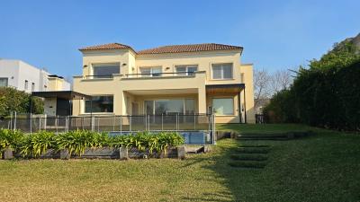 Casa 4 dormitorios en alquiler en Nordelta, Tigre