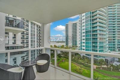 Departamento 2 dormitorios en venta en Miami