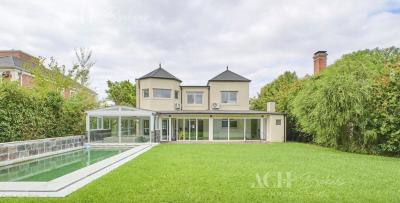 Casa 4 dormitorios en alquiler en Nordelta, Tigre