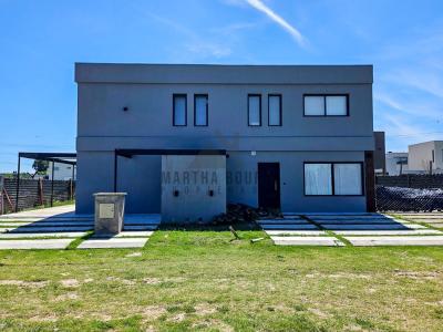 Casa 3 dormitorios en venta en SpringPark Pilar, Pilar