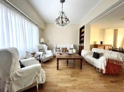 Casa 4 dormitorios en venta en Martinez, San Isidro