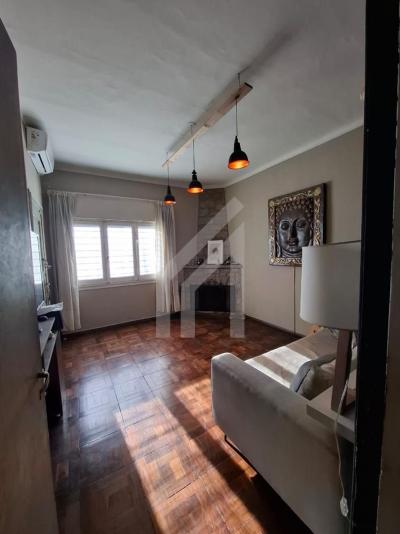 Casa 2 dormitorios en venta en El Palomar, Moron