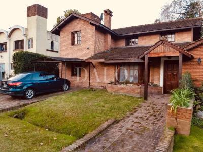 Casa 4 dormitorios en venta en Maschwitz Country Club, Escobar