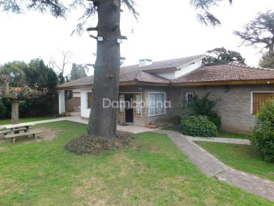 Casa 3 dormitorios en alquiler en Paso del Rey, Moreno