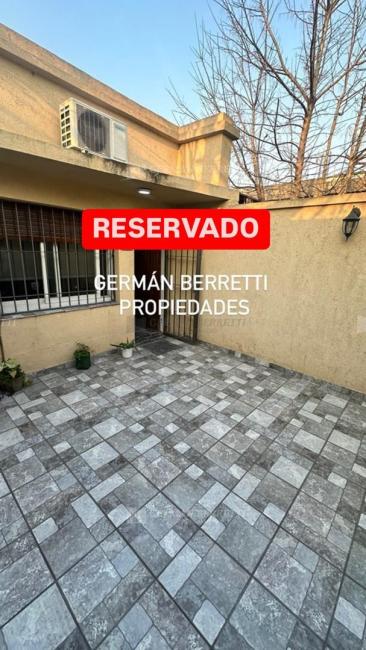 Casa 1 dormitorios en alquiler en Lanus Este, Lanus