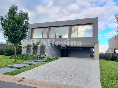 Casa 4 dormitorios en venta en Nordelta, Tigre