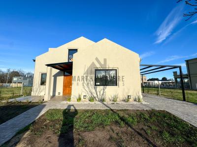 Casa 3 dormitorios en venta en Santo Tomas, Pilar