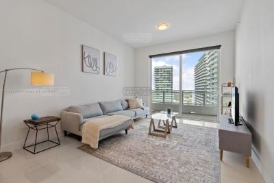 Departamento 1 dormitorios en venta en Miami