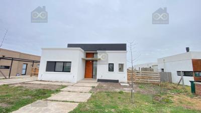 Casa en venta en Pilar del Este, Pilar