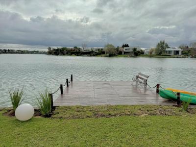 Casa 6 dormitorios en venta en Santa Barbara, Tigre