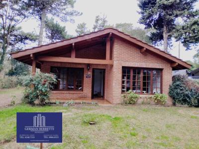 Casa 2 dormitorios en venta en Pinamar