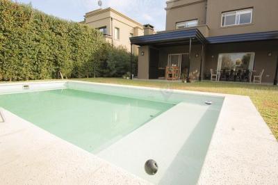 Casa 3 dormitorios en venta en La Damasia, San Fernando