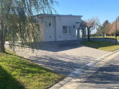 Casa 3 dormitorios en venta en El Cazal, Escobar