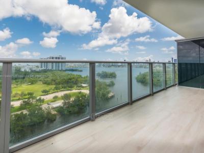 Departamento 2 dormitorios en venta en Miami