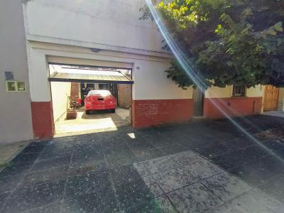 Casa 4 dormitorios en venta en Florida Oeste, Vicente Lopez