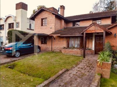 Casa 4 dormitorios en venta en Maschwitz Country Club, Escobar