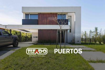 Casa 4 dormitorios en venta en Puertos, Escobar