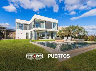 Casa 4 dormitorios en venta en Puertos, Escobar
