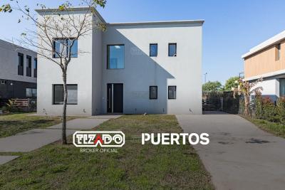 Casa 4 dormitorios en venta en Puertos, Escobar