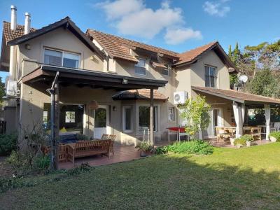 Casa 3 dormitorios en alquiler temporario en Senderos 1, Pilar