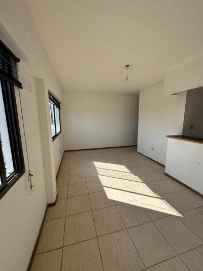Departamento 1 dormitorios en alquiler en Moron