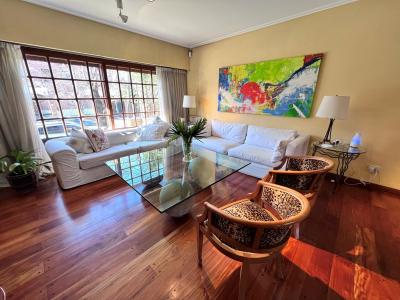 Casa 4 dormitorios en venta en Acassuso, San Isidro