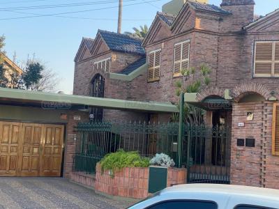 Casa 5 dormitorios en venta en Villa Adelina, San Isidro