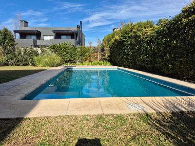Casa 3 dormitorios en alquiler temporario en General Pacheco, Tigre