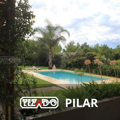 Casa 4 dormitorios en venta en Roble Joven, Pilar