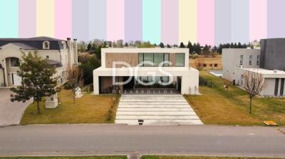 Casa 3 dormitorios en venta en Guernica, Presidente Peron
