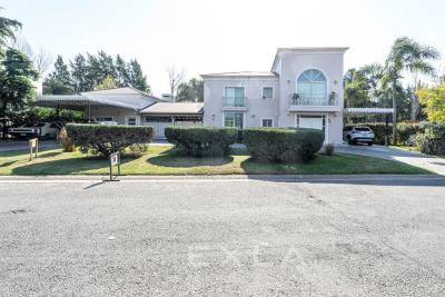 Casa 4 dormitorios en venta en Santa Barbara, Tigre