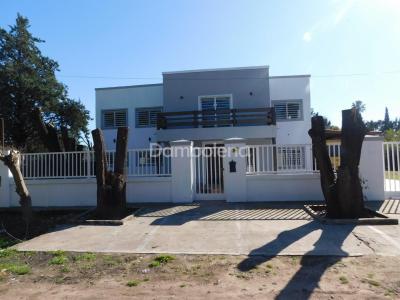 Casa 2 dormitorios en venta en Francisco Álvarez, Moreno