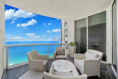 Departamento 3 dormitorios en venta en Miami