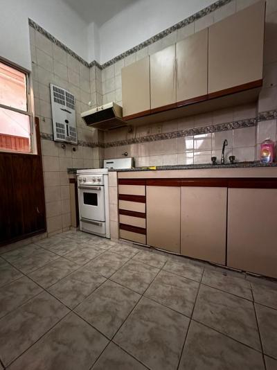 Departamento 3 dormitorios en venta en Caseros, Tres de Febrero