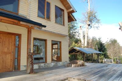 Casa 2 dormitorios en alquiler en Villa La Angostura