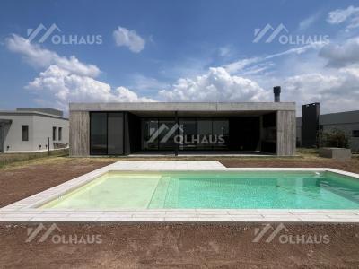 Casa 3 dormitorios en venta en San Sebastian, Escobar