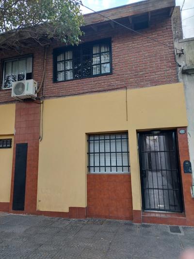 Casa 2 dormitorios en venta en Monte Castro, Ciudad de Buenos Aires