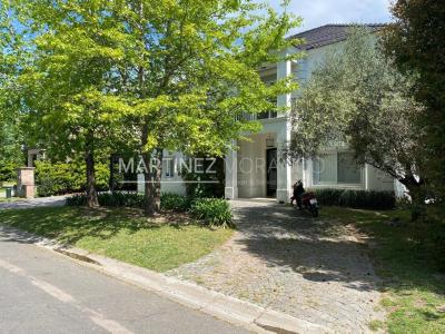 Casa 4 dormitorios en venta en Haras El Establo, Pilar