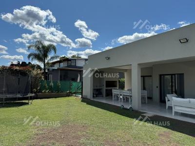 Casa 3 dormitorios en alquiler temporario en San Matias, Escobar