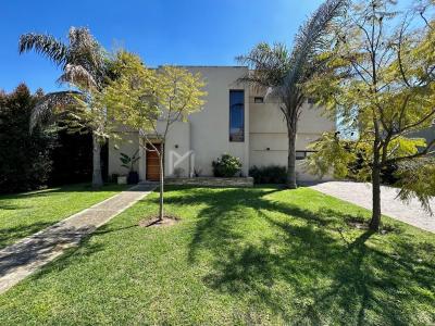 Casa 3 dormitorios en venta en Villanueva, Tigre