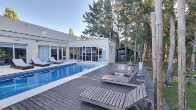 Casa 3 dormitorios en venta en Costa Esmeralda