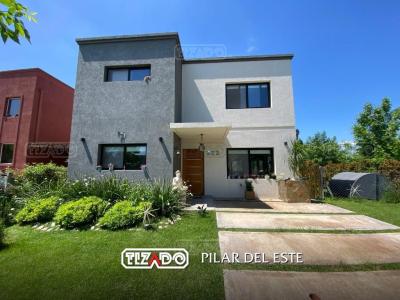 Casa 4 dormitorios en venta en Pilar del Este, Pilar
