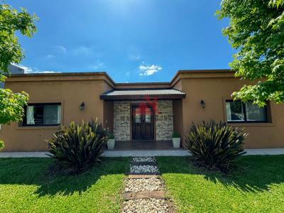 Casa 3 dormitorios en venta en La Cuesta, Pilar