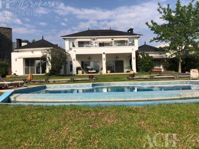Casa 3 dormitorios en venta en Nordelta, Tigre