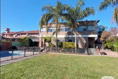 Casa 5 dormitorios en venta en Martinez, San Isidro